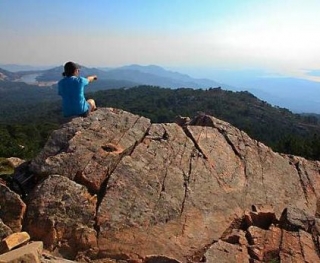  Trekking in the Corsican hinterland 